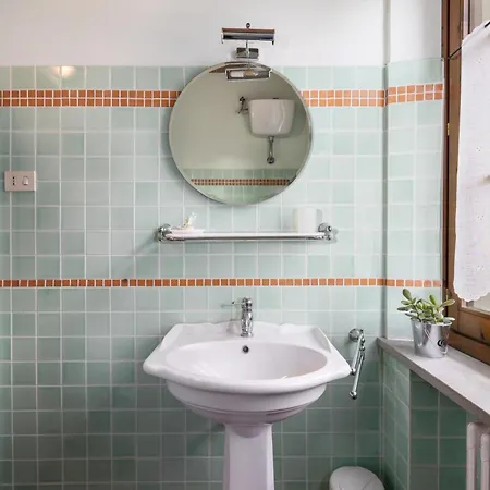 Podere San Bartolo- Casa Colonica 3 Farm stay *